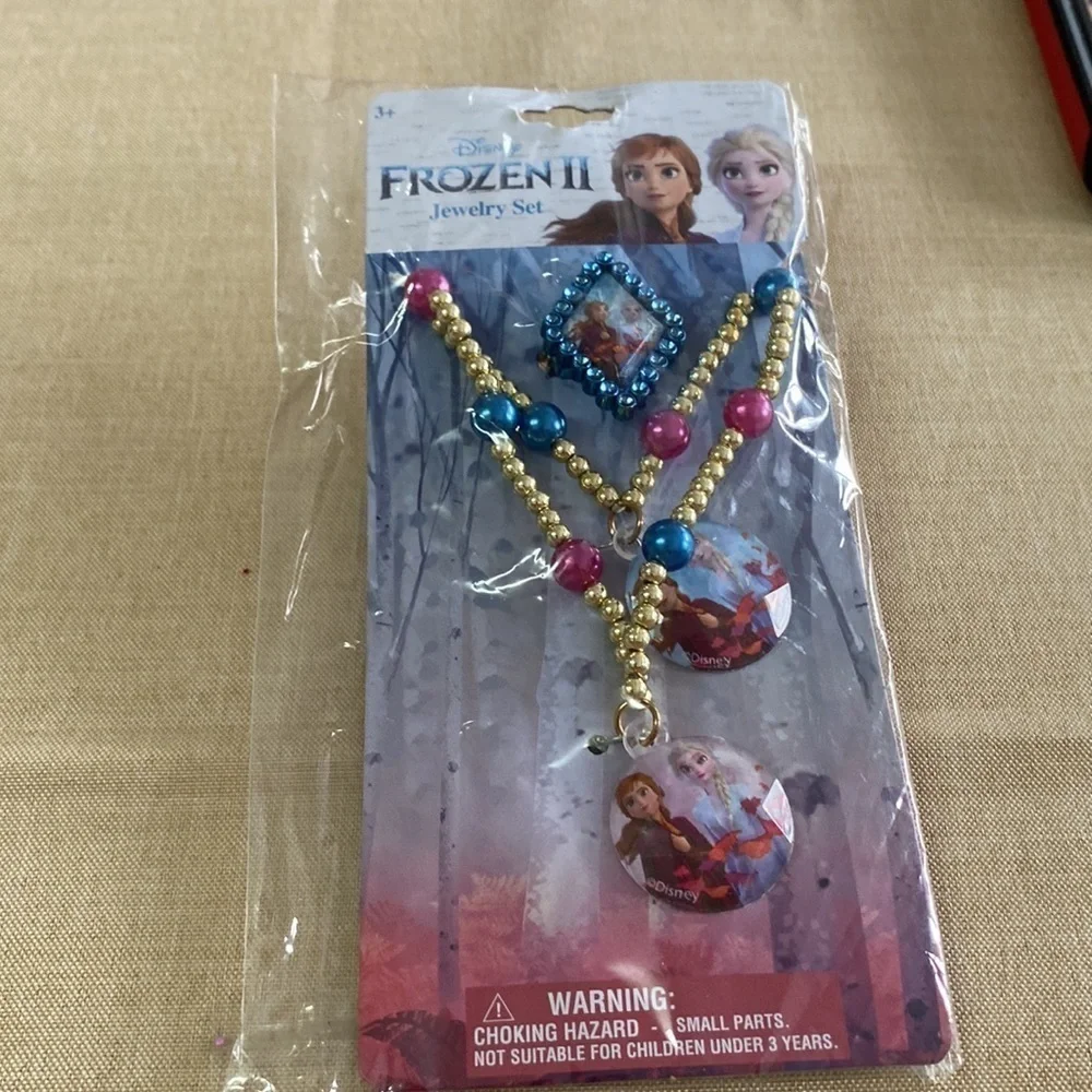 #7- Disney Frozen Jewelry Set (AO)